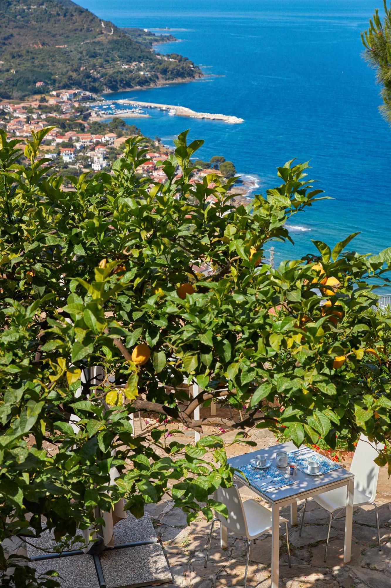 Residenza D'Epoca Tamara Aparthotel Castellabate Luaran gambar