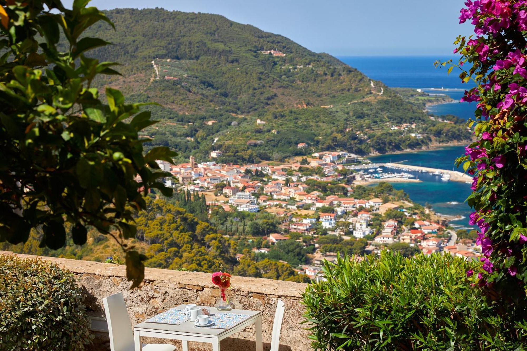 Residenza D'Epoca Tamara Aparthotel Castellabate Luaran gambar